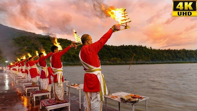 Ganga Aarti at Dasaswamedh Ghat